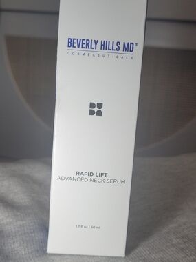 Beverly Hills MD Rapid Lift Advanced Neck Serum - White